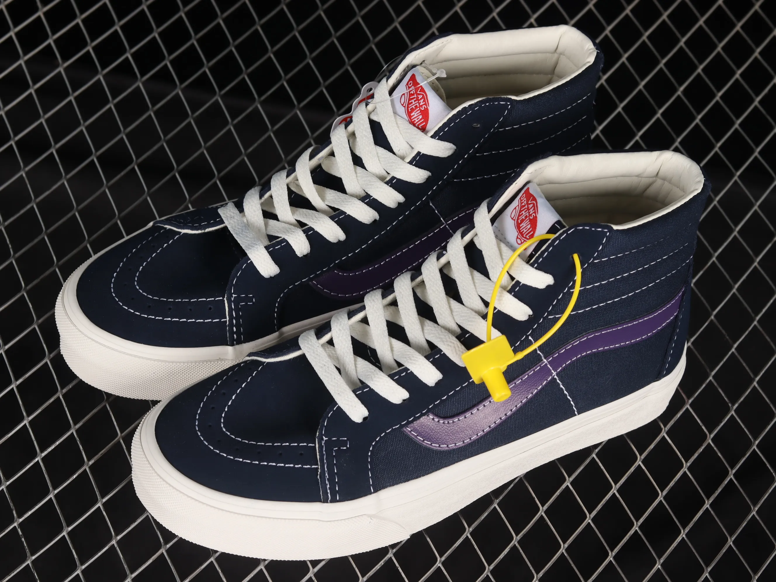 All categories Vans Vans series Vans Hi Vans high-top Vans SK8-Hi Lx Vans official navy blue high-top casual sneakers VN0A4BVB20T